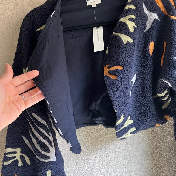 NWT Pilcro Anthropologie Embroidered Faux Fur Shrug, One Size - Picture 12 of 15